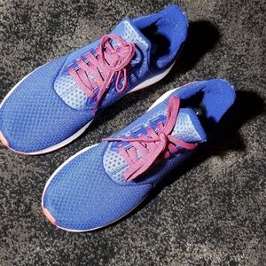 Adidas shoes size 9.5